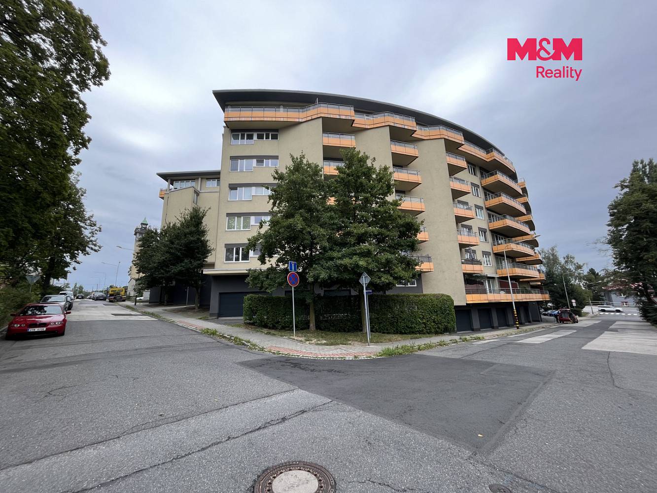 Pronájem bytu 2+kk 39 m² – fotografie 3