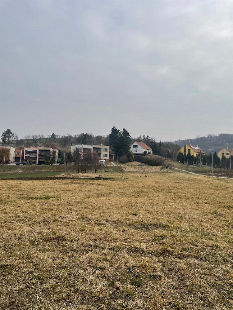 Prodej stavebního pozemku 489 m², Milešovice