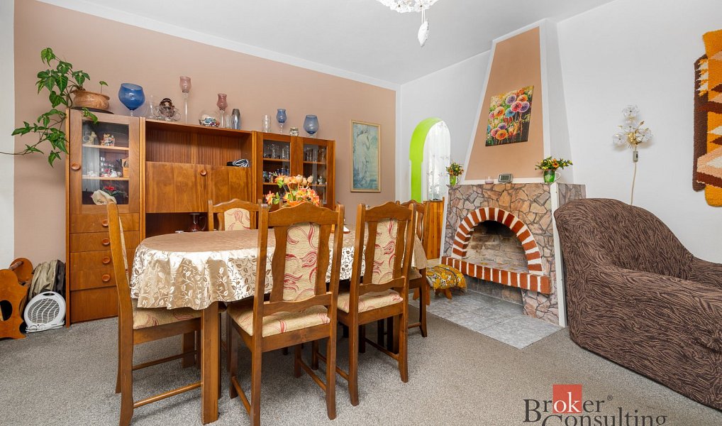 Prodej domu 141 m² s pozemkem 837 m², Zahrádky – náhled fotky 4