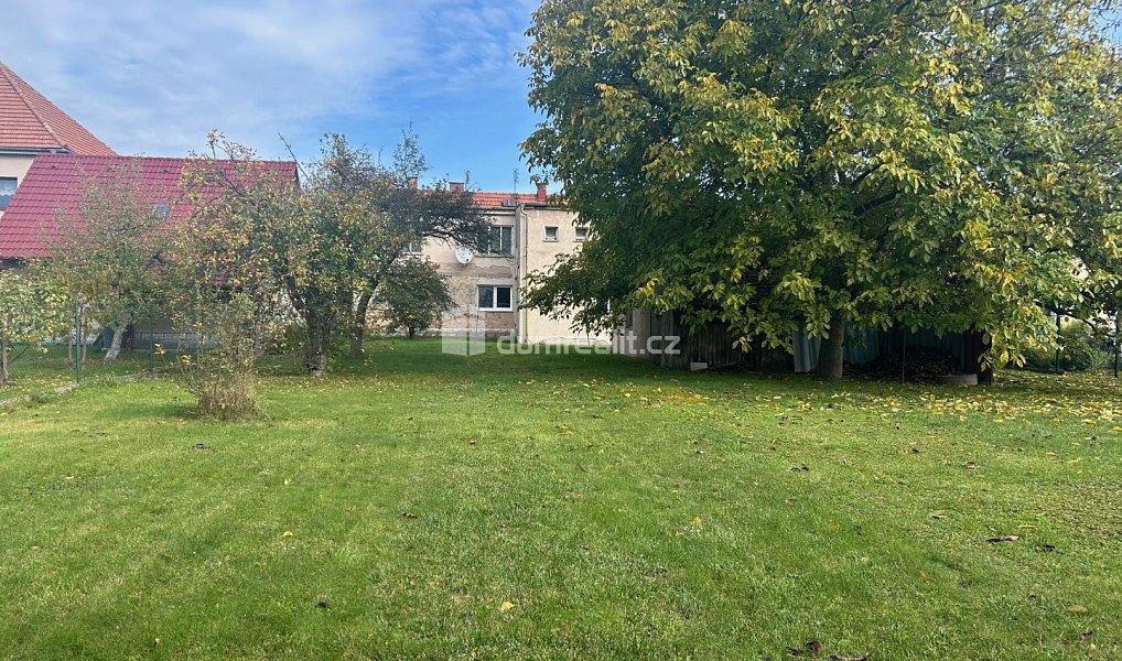 Prodej domu 235 m² s pozemkem 1 218 m², Radovesnice II – náhled fotky 9