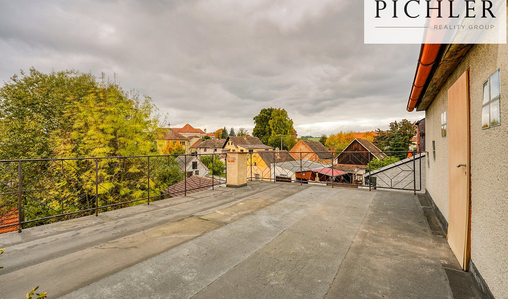 Prodej domu 292 m² s pozemkem 313 m², Kasejovice – náhled fotky 14
