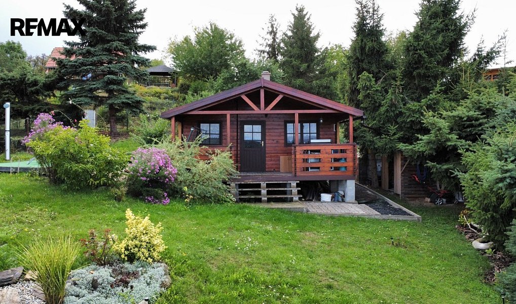 Prodej chaty/chalupy 35 m² s pozemkem 958 m², Chbany – fotka 1 z 13