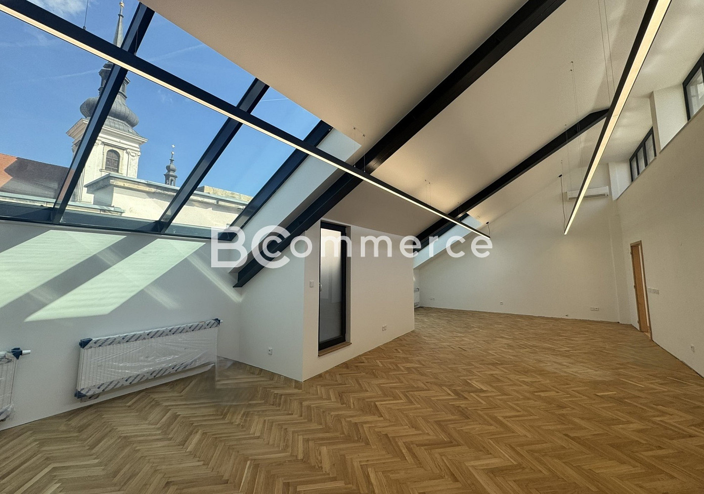 Pronájem kanceláře 186 m²