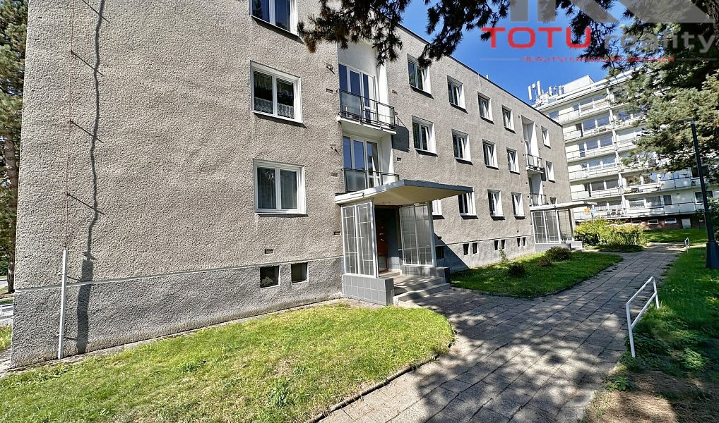 Pronájem bytu 3+kk 70 m², Jaroměř – fotka 1 z 13