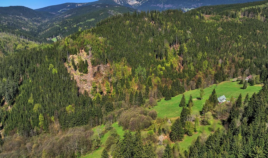 Prodej stavebního pozemku 21 708 m², Vítkovice – náhled fotky 14