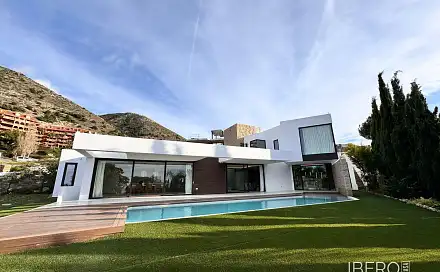 Prodej domu 435 m² s pozemkem 435 m², Higueron, Španělsko