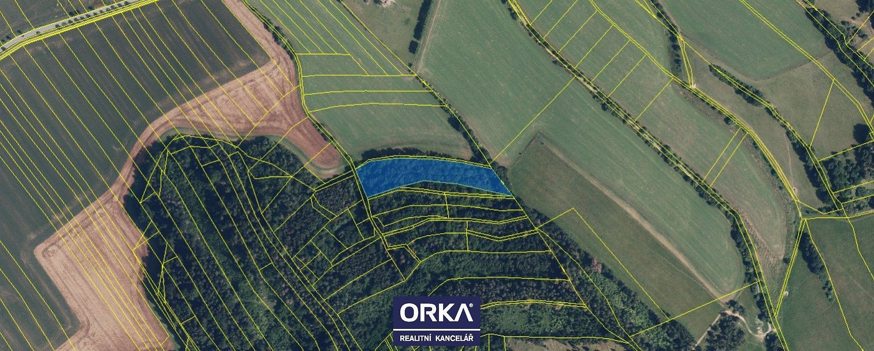 Prodej pole 10 450 m²