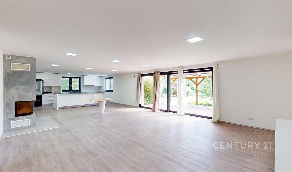 Prodej domu 319 m² s pozemkem 1 499 m², Ivaň – náhled fotky 49