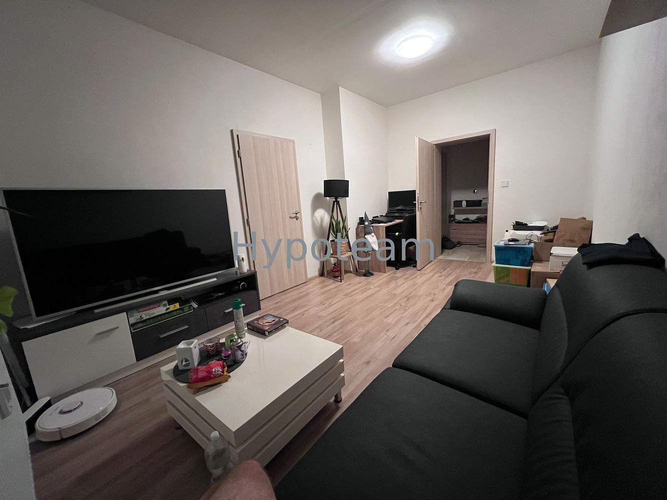Pronájem bytu 2+1 55 m² – fotografie 3