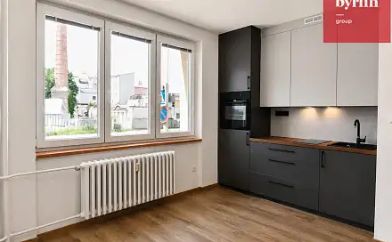 Pronájem bytu 1+kk 21 m², Nákladní, Opava - Předměstí