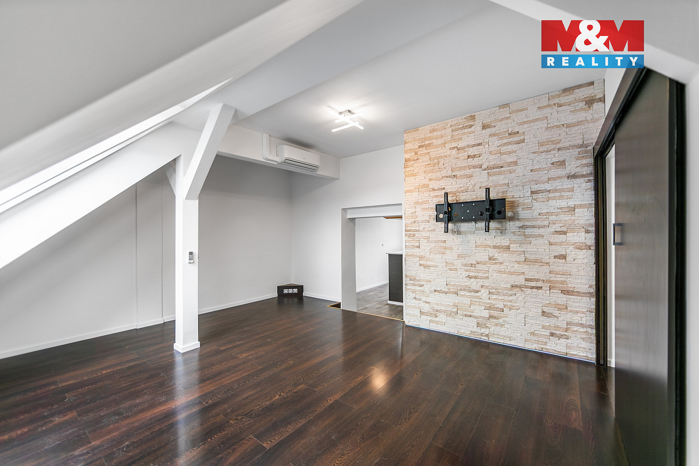 Prodej bytu 2+1 88 m² — photo 4