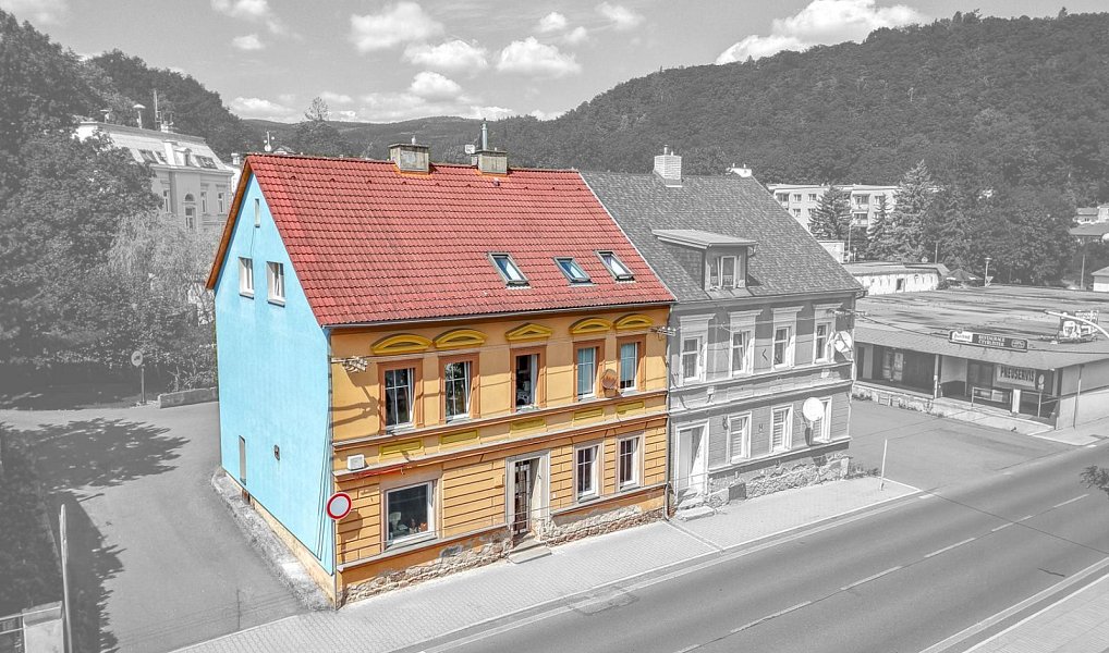 Prodej domu 350 m² s pozemkem 207 m², Dubí – náhled fotky 2