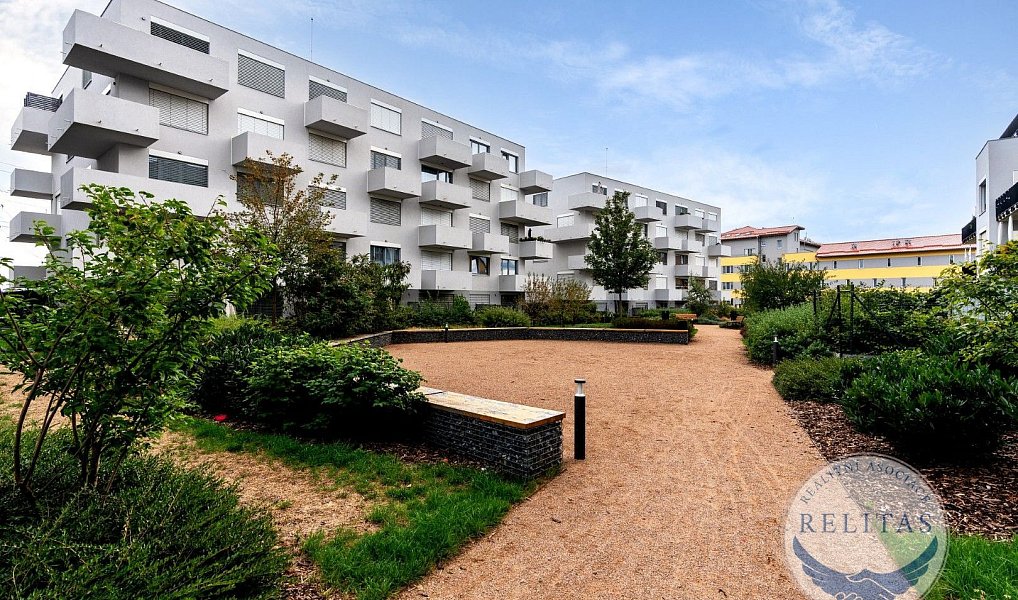 Prodej bytu 4+kk 145 m², Kladno – náhled fotky 21