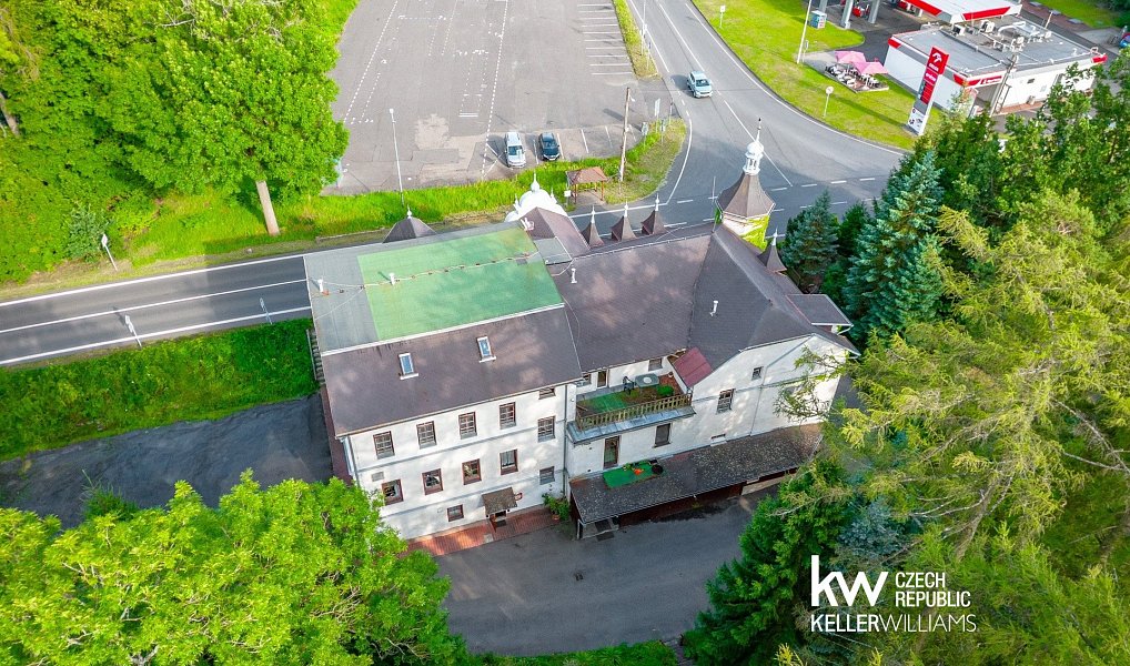 Prodej ubytovacího objektu 1 601 m², Rumburk – náhled fotky 17