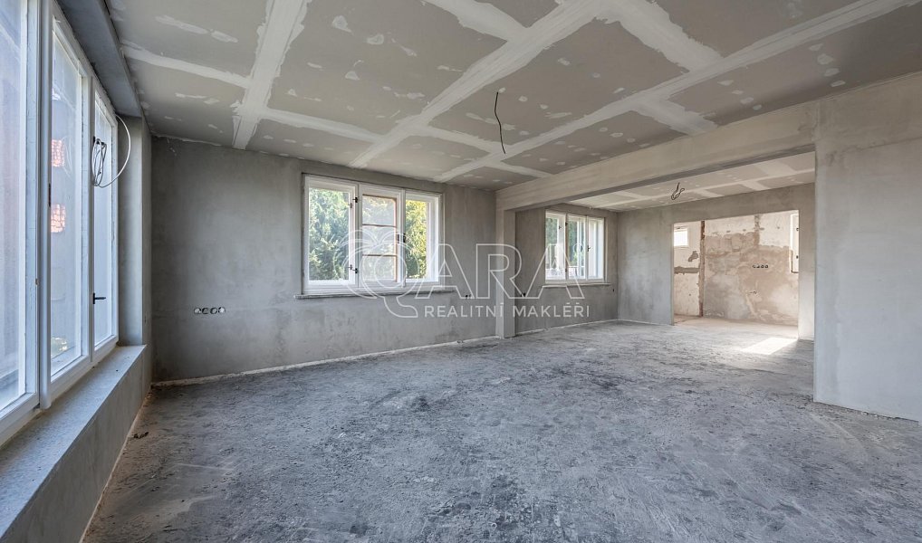 Prodej domu 165 m² s pozemkem 1 265 m², Komárov – náhled fotky 16