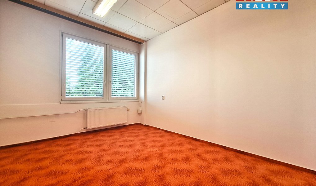 Pronájem kanceláře 18 m², Hodonín – náhled fotky 4