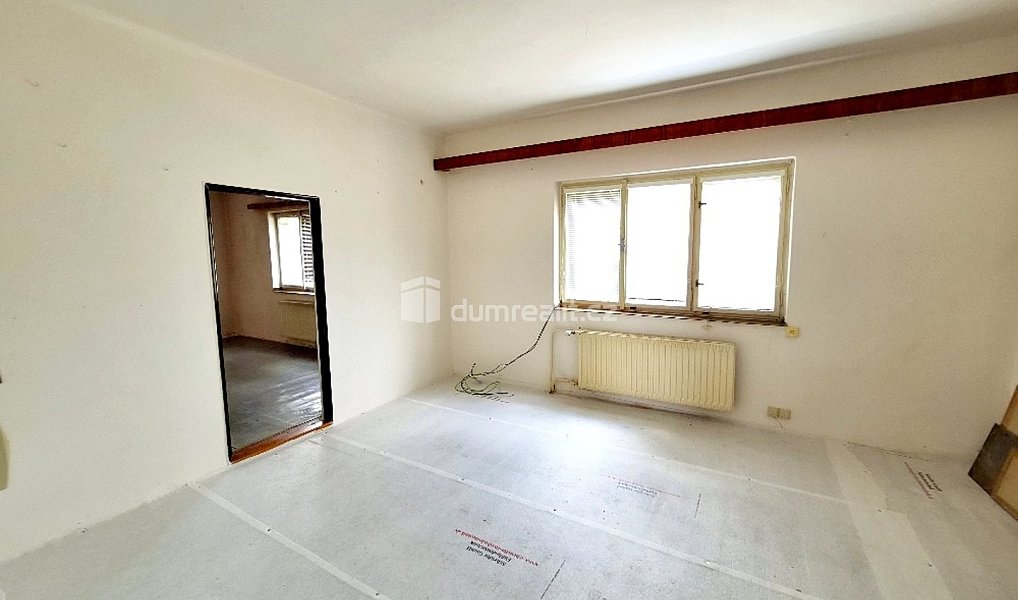 Prodej domu 200 m² s pozemkem 320 m², Plzeň – náhled fotky 3