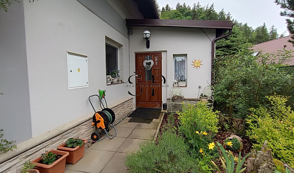 Prodej chaty/chalupy 240 m² s pozemkem 386 m², Hlohovice – náhled fotky 15