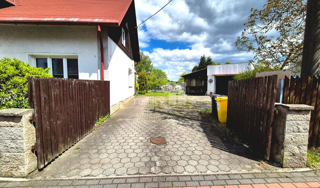 Prodej domu 154 m² s pozemkem 1 742 m², Krásná – náhled fotky 3