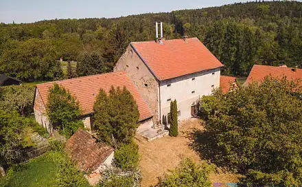 Prodej chaty/chalupy 450 m² s pozemkem 1 191 m², Medonosy, okres Mělník