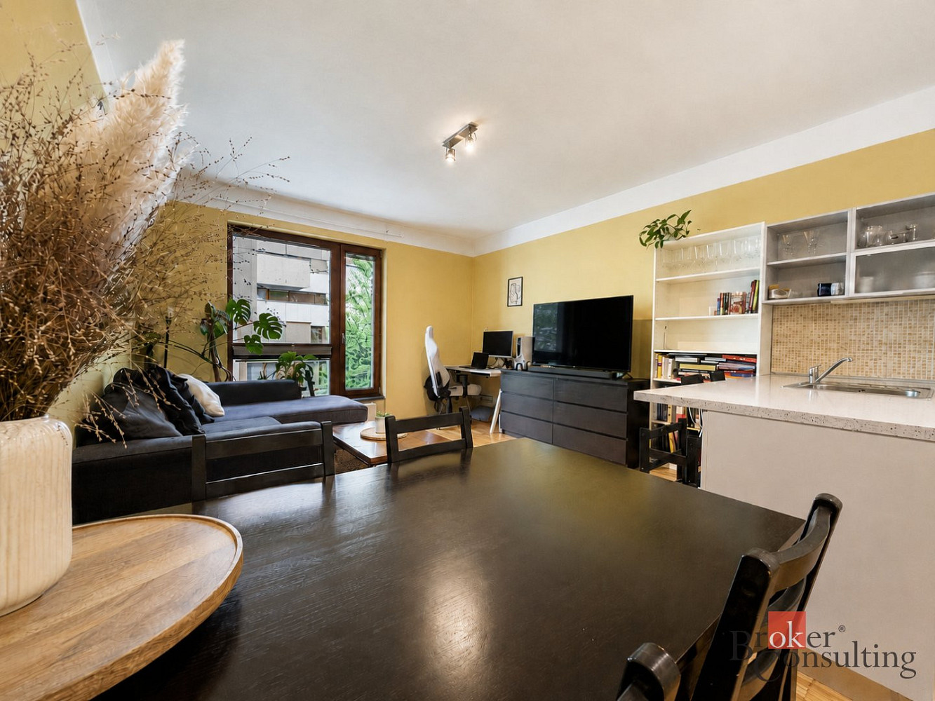 Pronájem bytu 2+kk 57 m² — photo 4