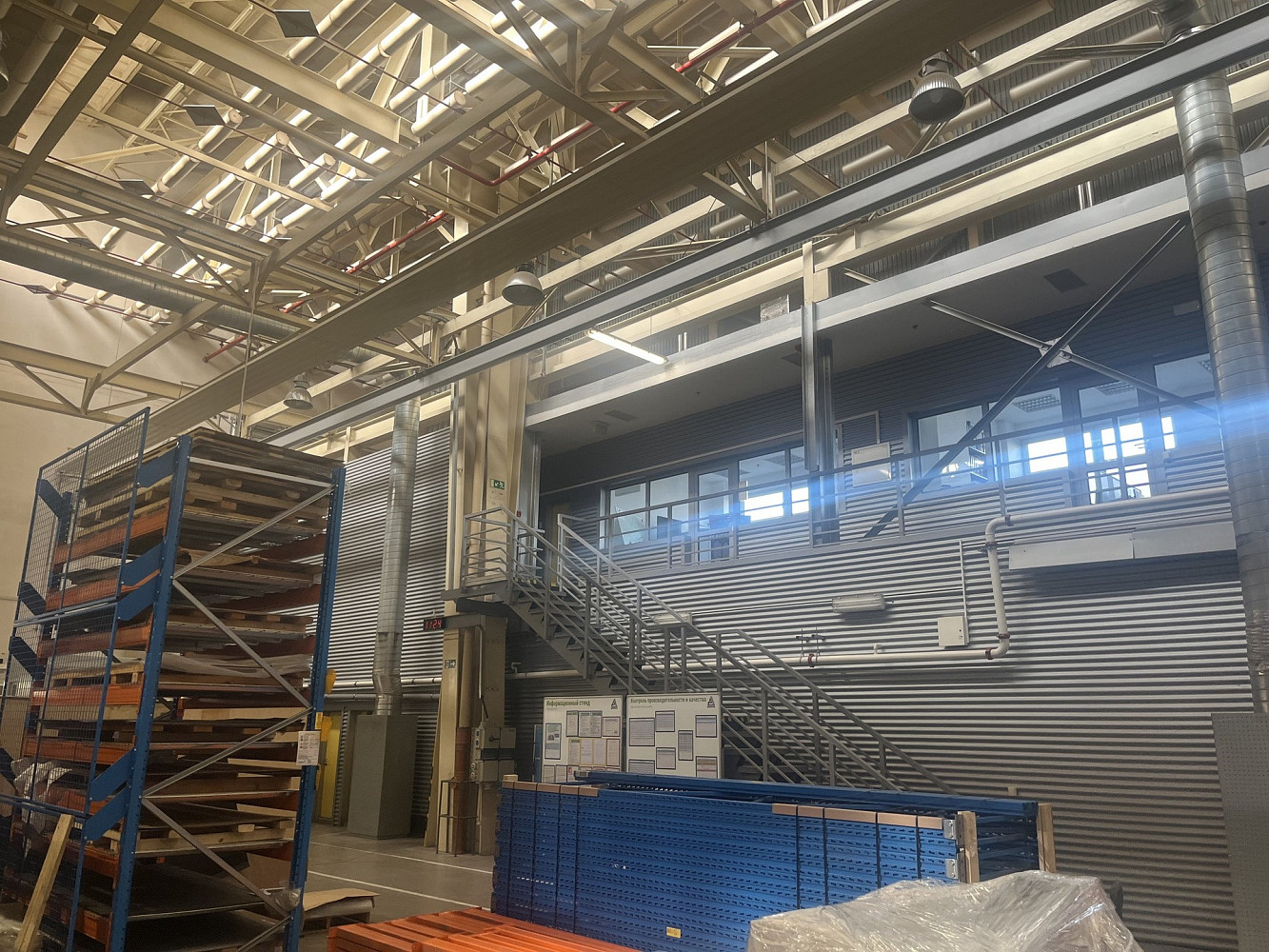Pronájem skladovacích prostor 2 293 m² — photo 3