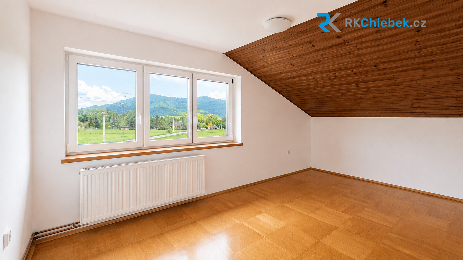 Prodej domu 202 m² s pozemkem 1 295 m² — photo 4