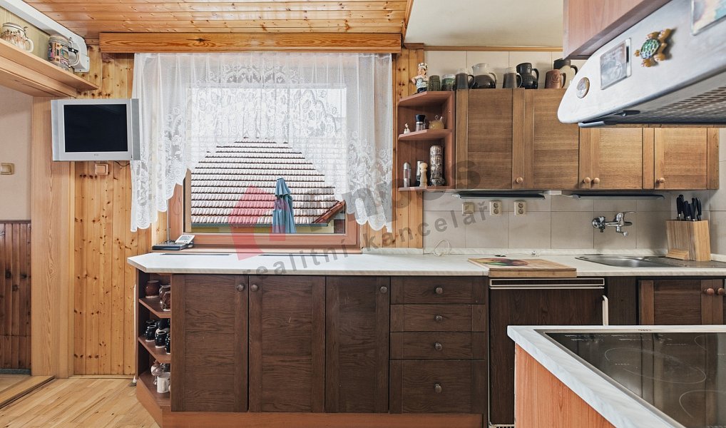 Prodej domu 165 m² s pozemkem 246 m², Šípy – náhled fotky 5