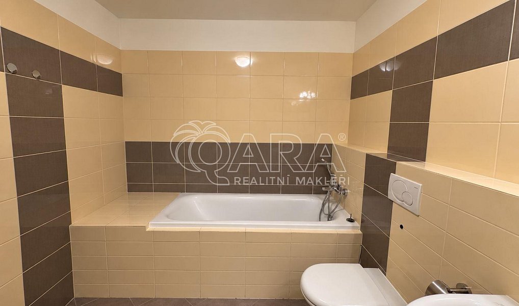 Pronájem bytu 2+kk 64 m², Praha – náhled fotky 12