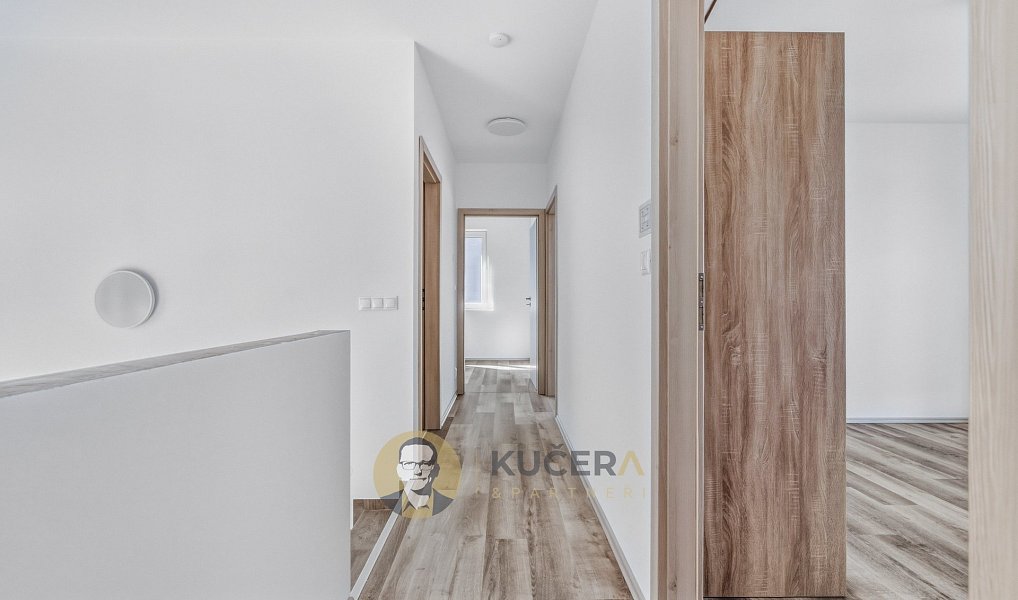 Prodej domu 124 m² s pozemkem 235 m², Neratovice – náhled fotky 15
