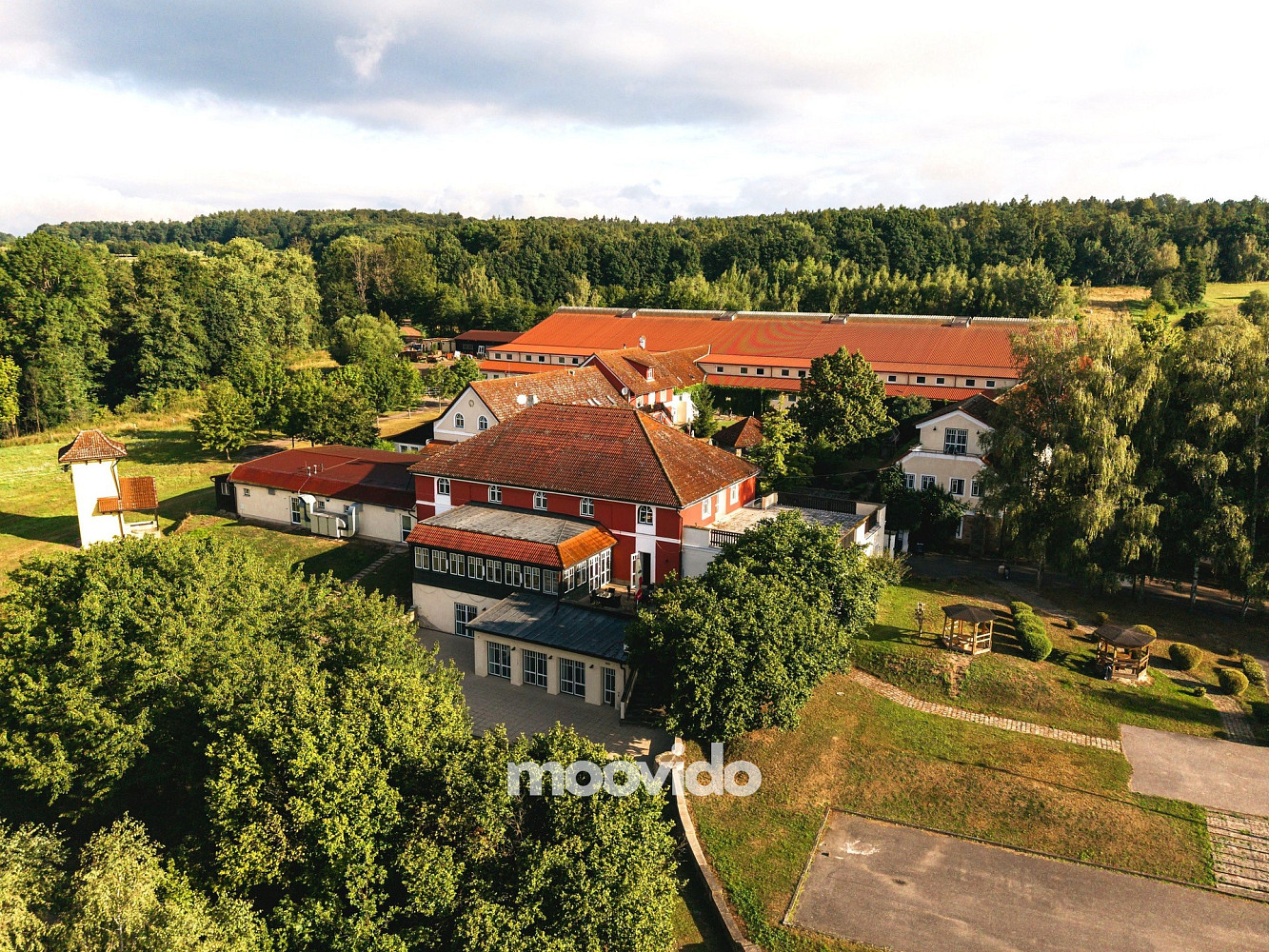 Prodej ubytovacího objektu 7 128 m²