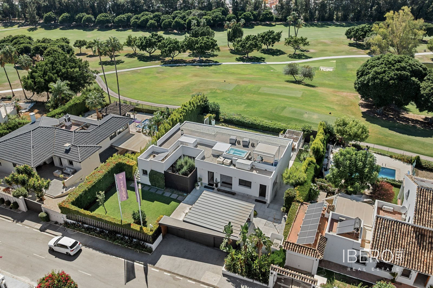 Casa 6+kk – Marbella, Nueva Andalucía - Vista 2