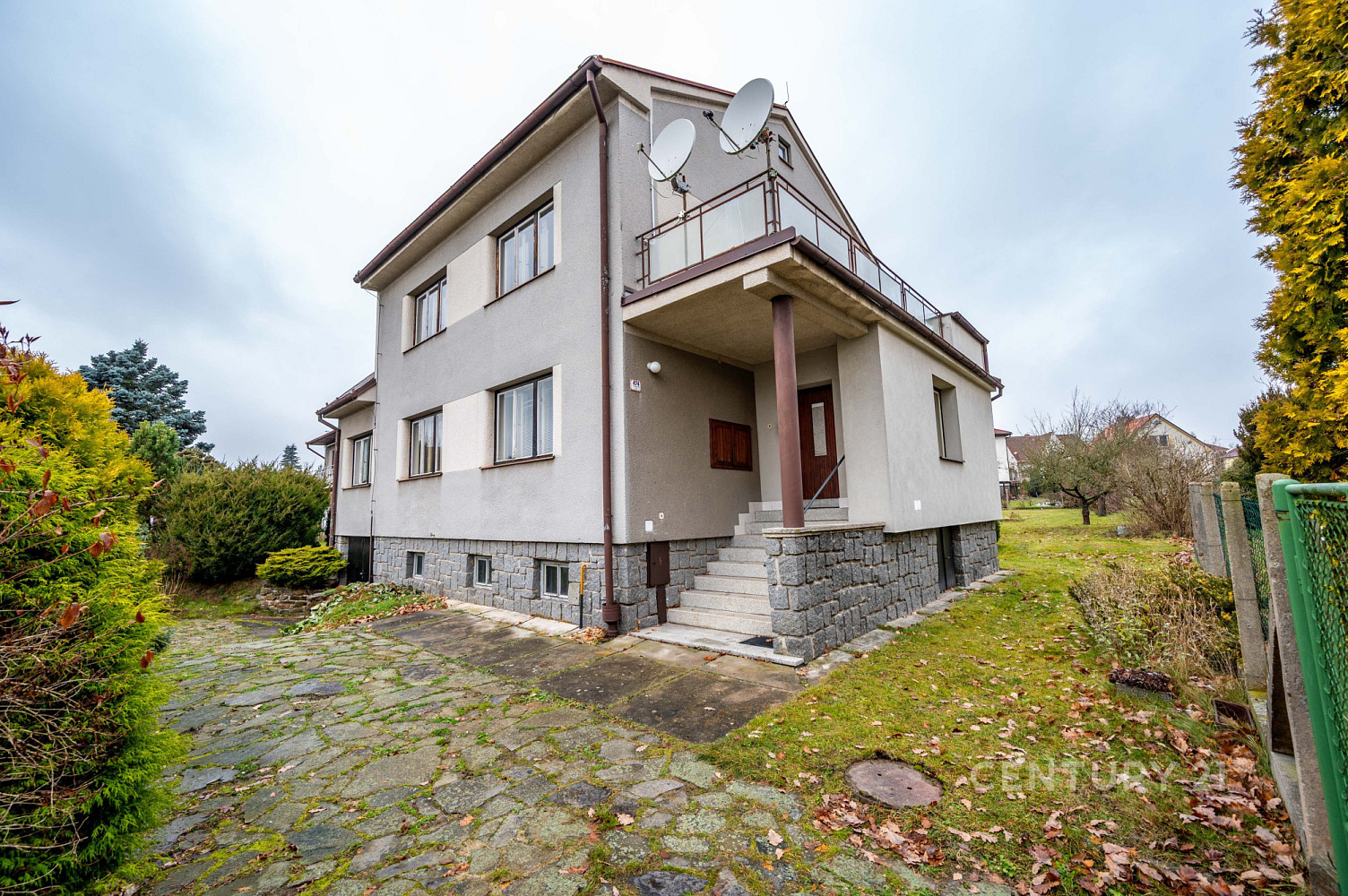 Prodej domu 250 m² s pozemkem 1 046 m²
