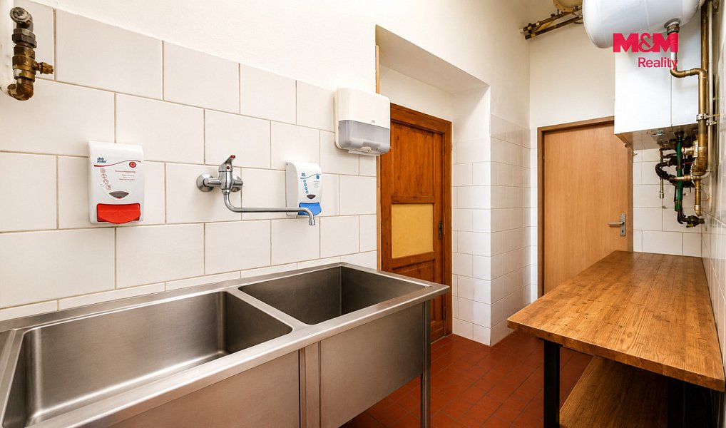 Pronájem restaurace 194 m², Praha – náhled fotky 10