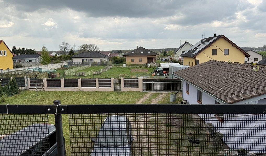 Prodej domu 200 m² s pozemkem 1 203 m², Kly – náhled fotky 24