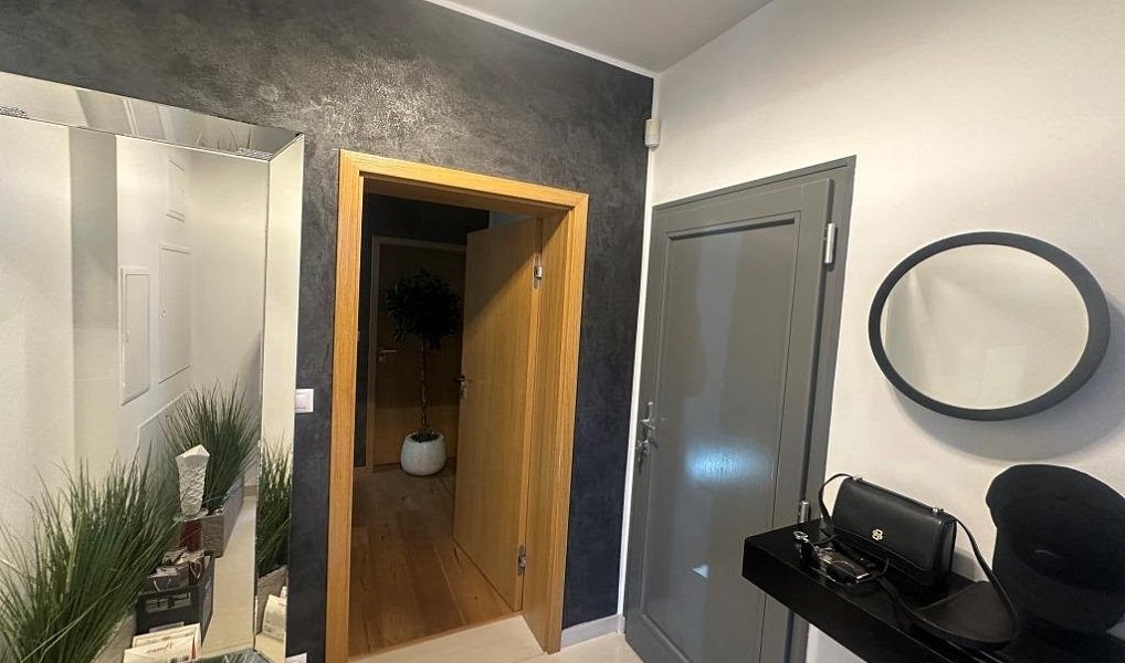 Prodej domu 216 m² s pozemkem 479 m², Praha – náhled fotky 3