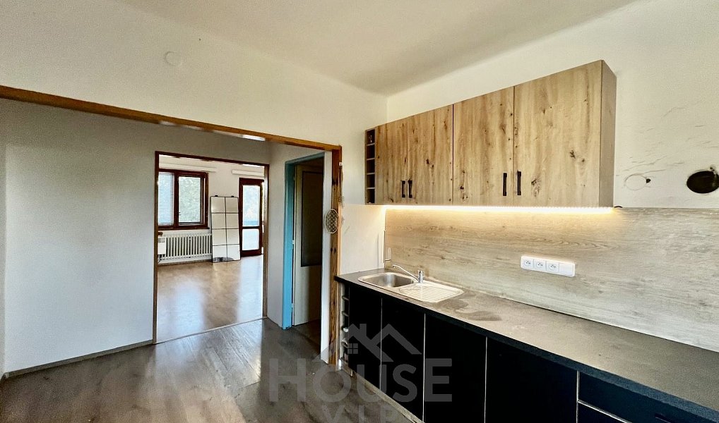 Prodej domu 356 m² s pozemkem 1 276 m², Písková Lhota – náhled fotky 14