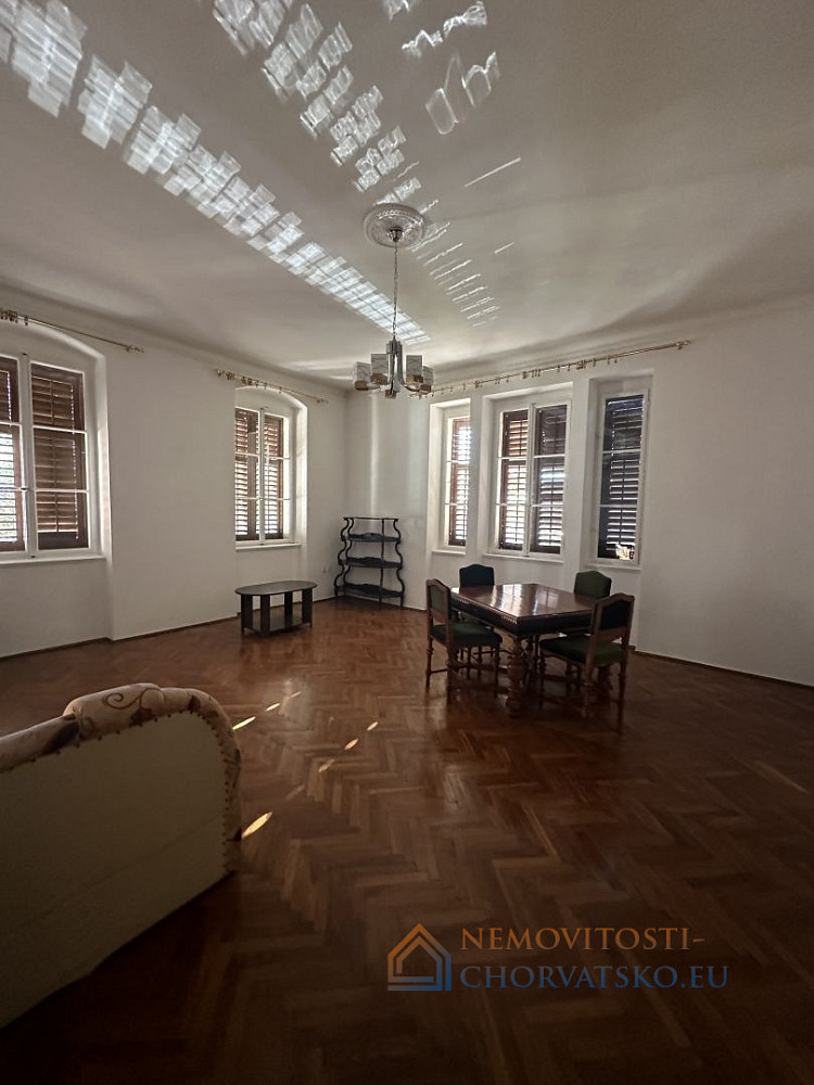 Prodej bytu 1+kk 84 m² - Widok 2