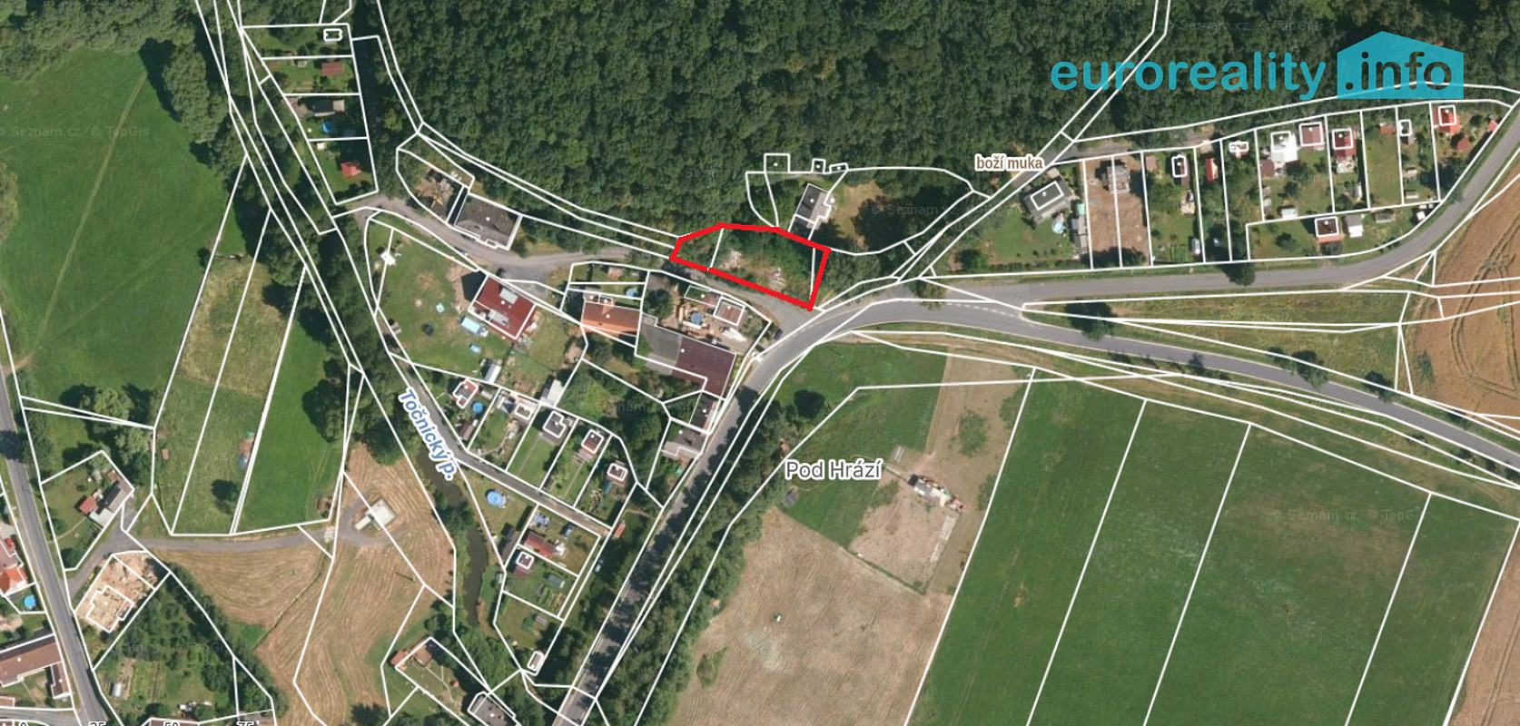 Prodej stavebního pozemku 830 m²