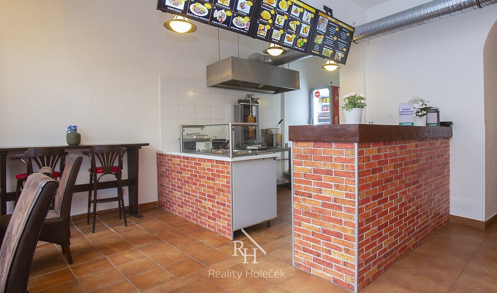 Prodej nájemního domu, činžáku 935 m², Kladno – náhled fotky 16