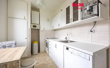 Prodej bytu 3+1 64 m², Václava Řezáče, Klášterec nad Ohří - Miřetice u Klášterce nad Ohří, okres Chomutov