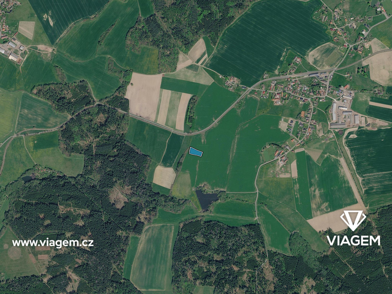 Prodej pole 3 037 m² – fotografie 3