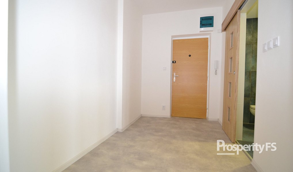 Pronájem bytu 3+1 72 m², Teplice – náhled fotky 23