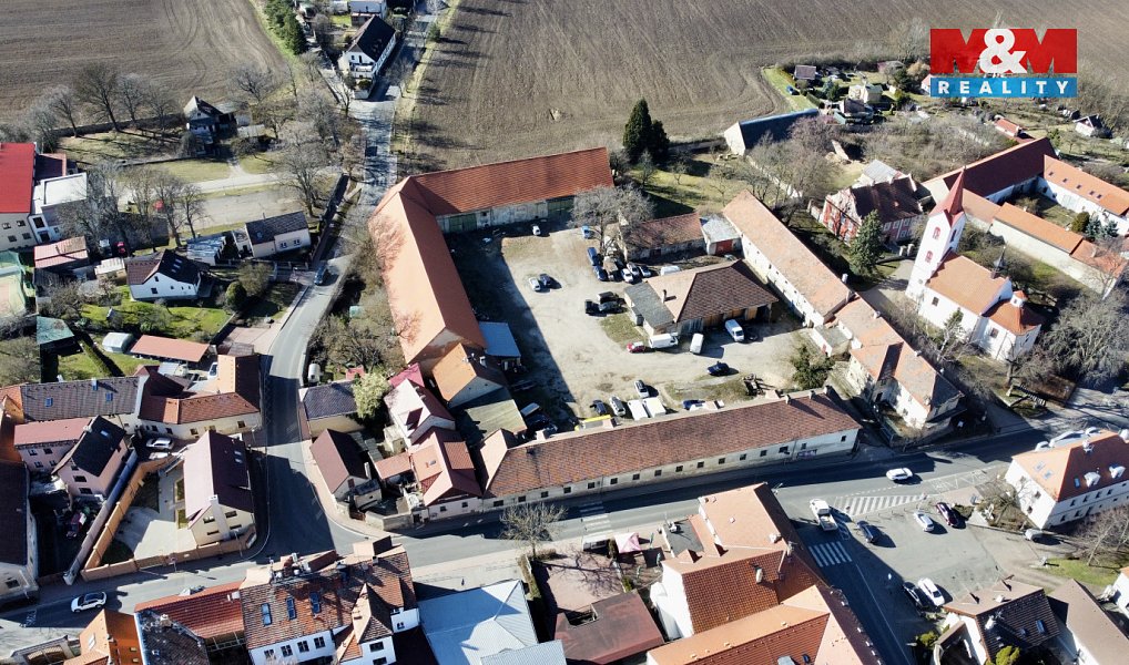 Pronájem pozemku 360 m², Ořech – náhled fotky 7