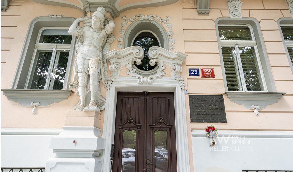 Pronájem garážového stání 11 m2, Praha – náhled fotky 20