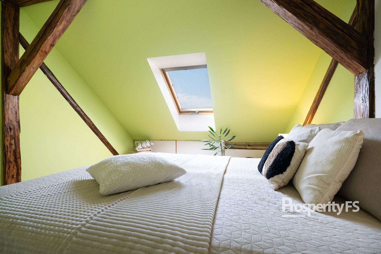 Prodej domu 150 m² s pozemkem 167 m² — photo 2