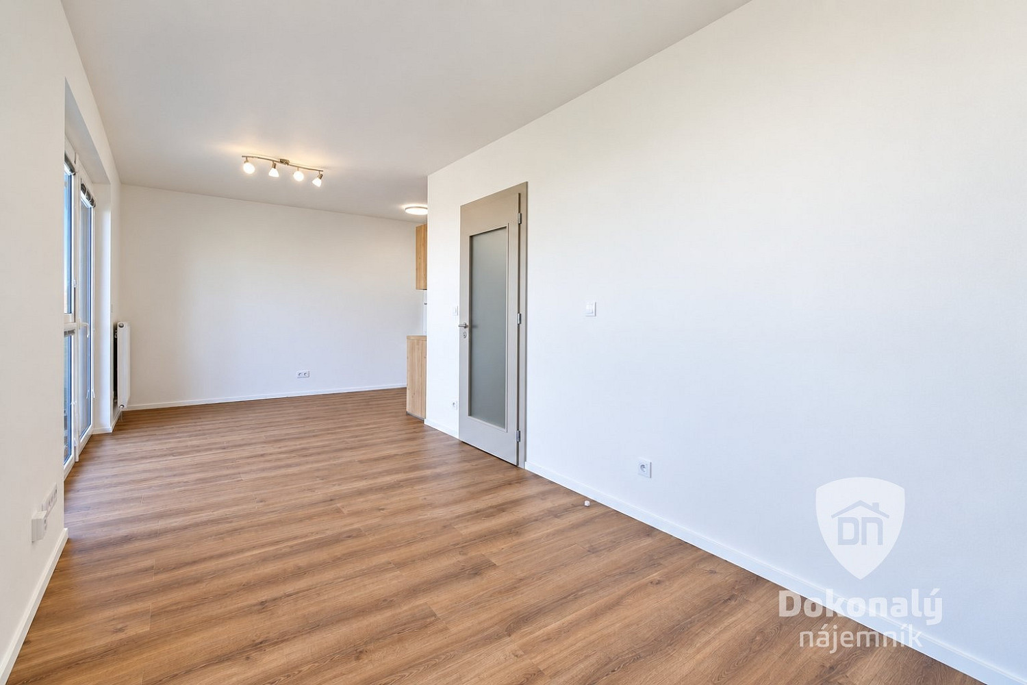 Pronájem bytu 1+kk 31 m² – fotografie 5
