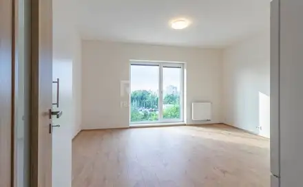 Pronájem bytu 1+kk 33 m²