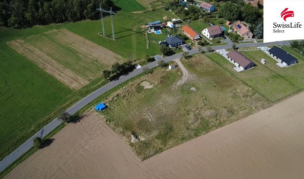 Prodej stavebního pozemku 1 207 m², Morašice – náhled fotky 3