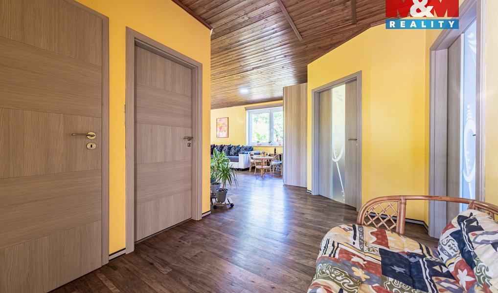 Prodej domu 140 m² s pozemkem 1 388 m², Domoušice – náhled fotky 14